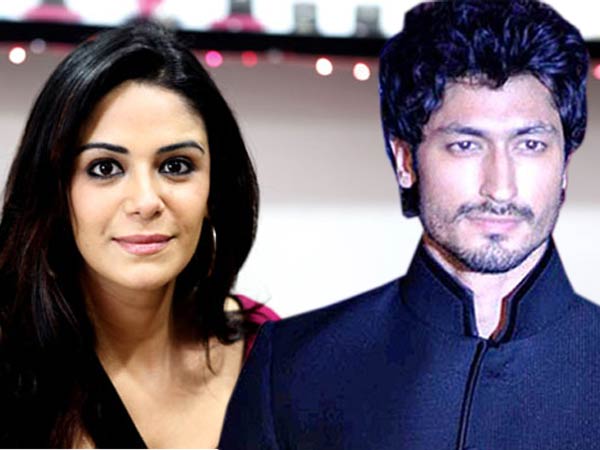 22 mona singh vidyut jamwal