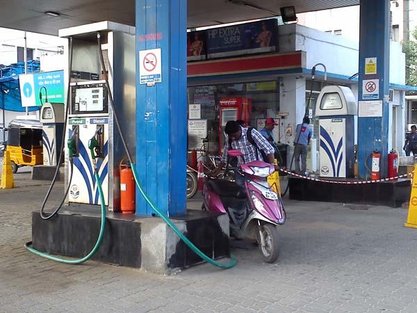 petrol pumps1 02 1493715737