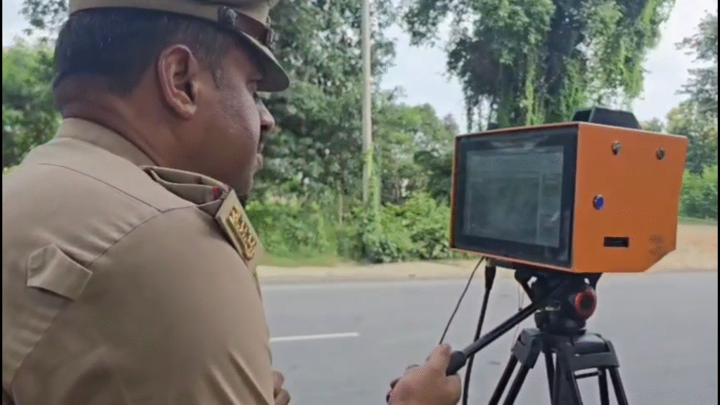 बहराइच में स्पीड रडार अभियान से सड़क सुरक्षा को बढ़ावा | News Time Nation Bahraich 3 Screenshot 445