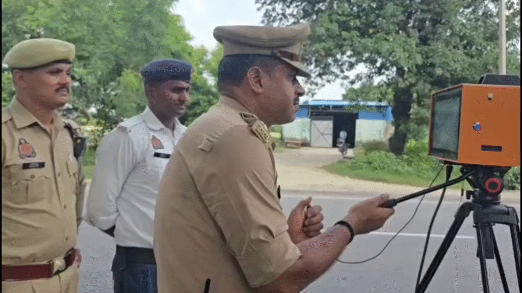 बहराइच में स्पीड रडार अभियान से सड़क सुरक्षा को बढ़ावा | News Time Nation Bahraich 2 Screenshot 446