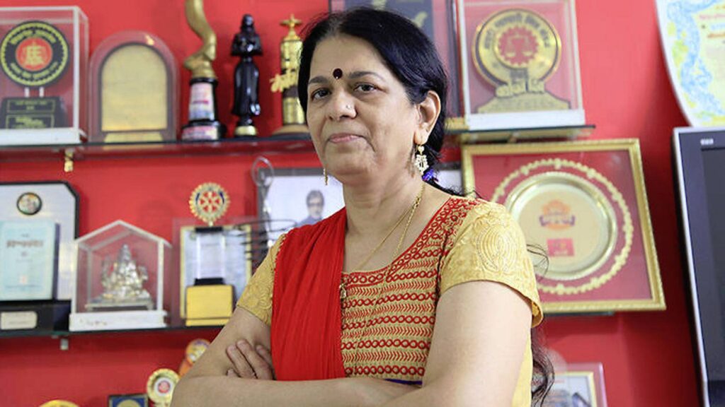 साहस, निडरता और जासूसी के असाधारण कौशल से इतिहास रचने वाली भारत की पहली महिला जासूस – रजनी पंडित 4 rajini 1820 062717073137