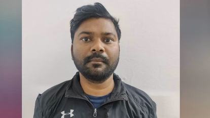 हजारों फर्जी आधार कार्ड बनाने वाला गिरोह बेनकाब, STF ने मास्टरमाइंड प्रमोद निषाद को किया गिरफ्तार 5 aarapa paramatha 6cdc927d19abd76eeb7181bae77c7545