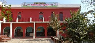 लखनऊ में यूट्यूबर पर गंभीर आरोप: शिक्षिका का एडिटेड वीडियो वायरल कर मांगे डेढ़ लाख रुपये 4 images 3 1