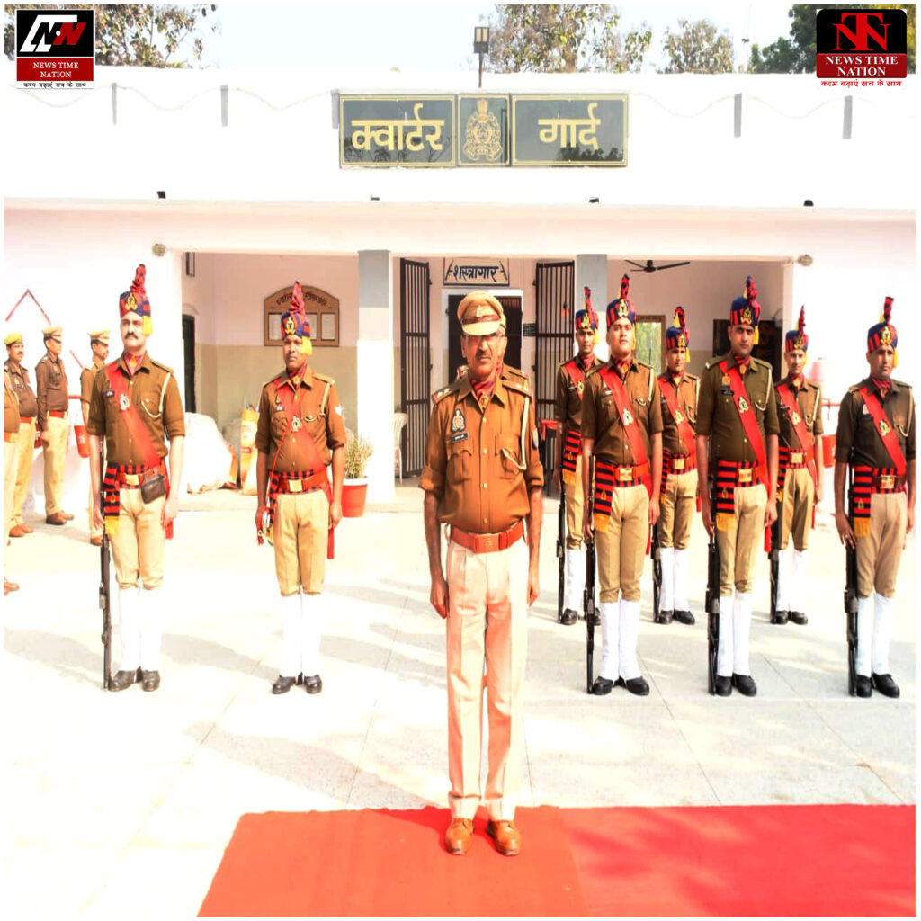 रामपुर पुलिस लाइन में राष्ट्रीय मतदाता दिवस पर पुलिसकर्मियों को दिलाई गई निष्पक्ष निर्वाचन की शपथ ! 1 01 19