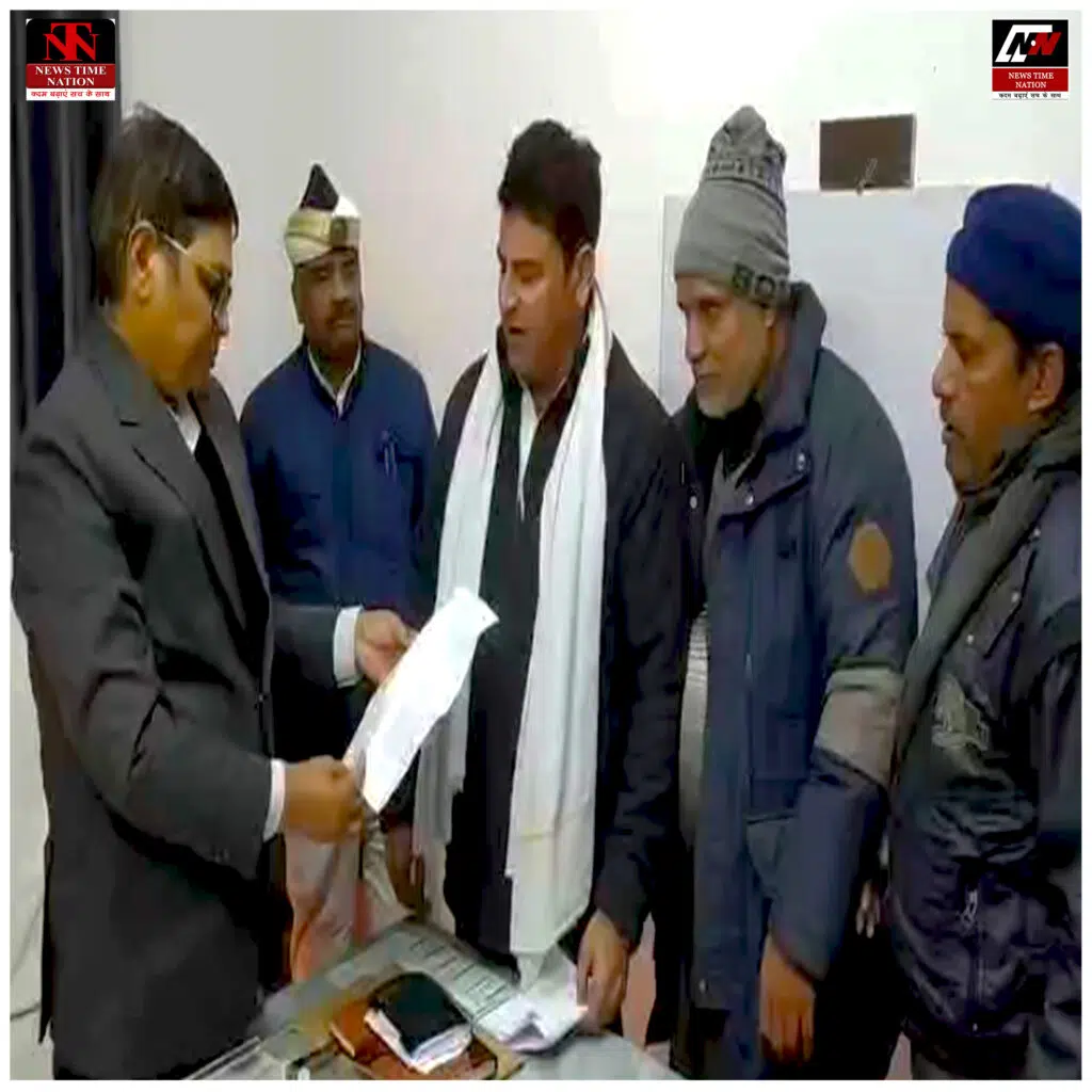 पक्का बाग रोड निर्माण को लेकर आरिफ शाह ने सिटी मजिस्ट्रेट से की शिकायत, नगर पालिका पर लापरवाही का आरोप! 2 12 3