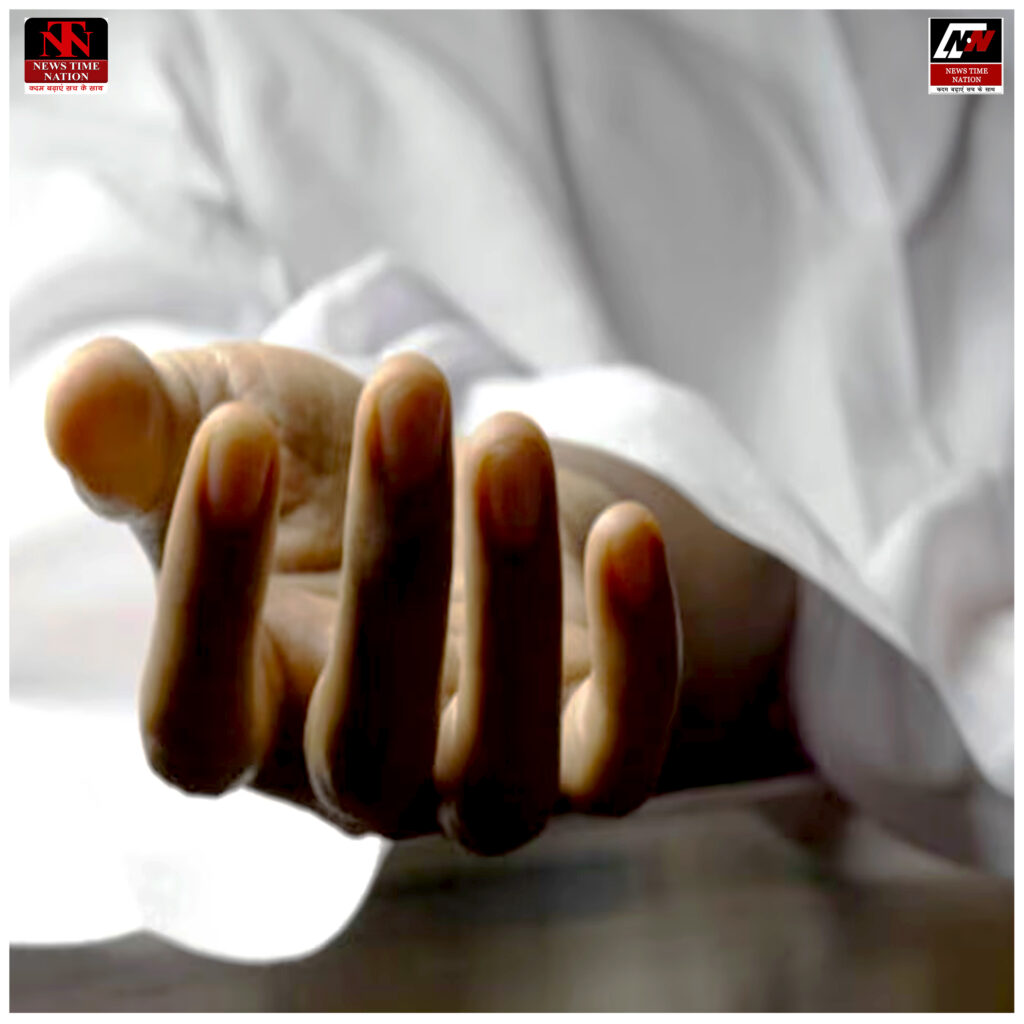 मेरठ में नाले में डेड बॉडी मिलने से हड़कंप, ठेले पर कचोरी बेचने वाले युवक की हुई पहचान! 2 21 1