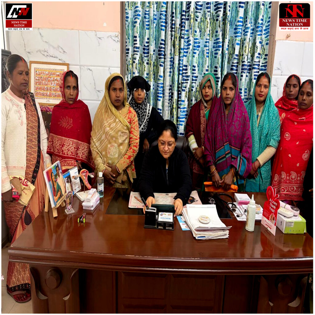 अमेठी में भाजपा महिला मोर्चा की जिला उपाध्यक्ष डॉ. प्रज्ञा बाजपेई ने महिलाओं संग सुना प्रधानमंत्री मोदी का ‘मन की बात’ कार्यक्रम ! 2 24 6