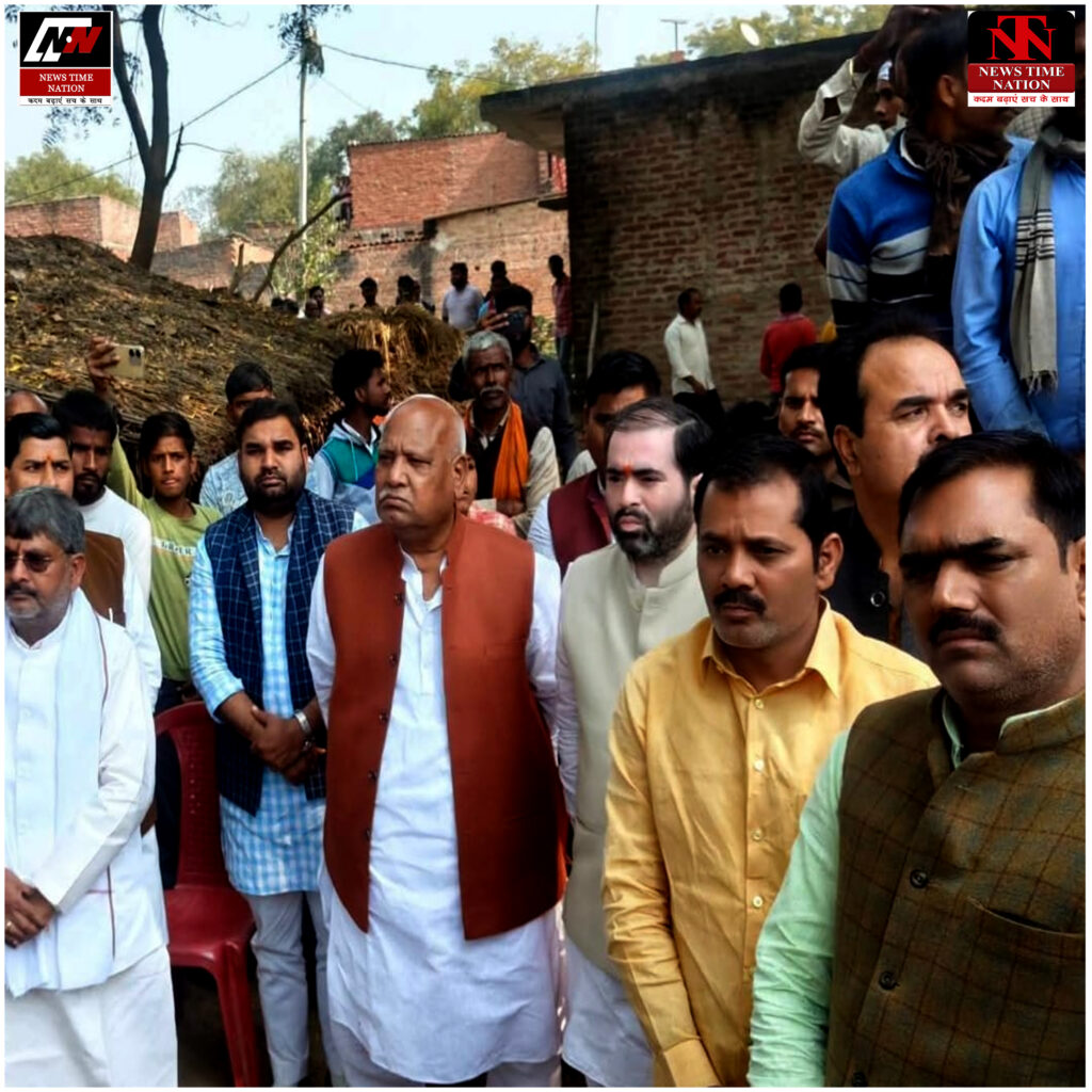 अयोध्या के लाल देवेश सिंह हुए शहीद: सैन्य सम्मान के साथ हुआ अंतिम संस्कार; सरकार ने की 50 लाख व नौकरी की घोषणा ! 2 02 5