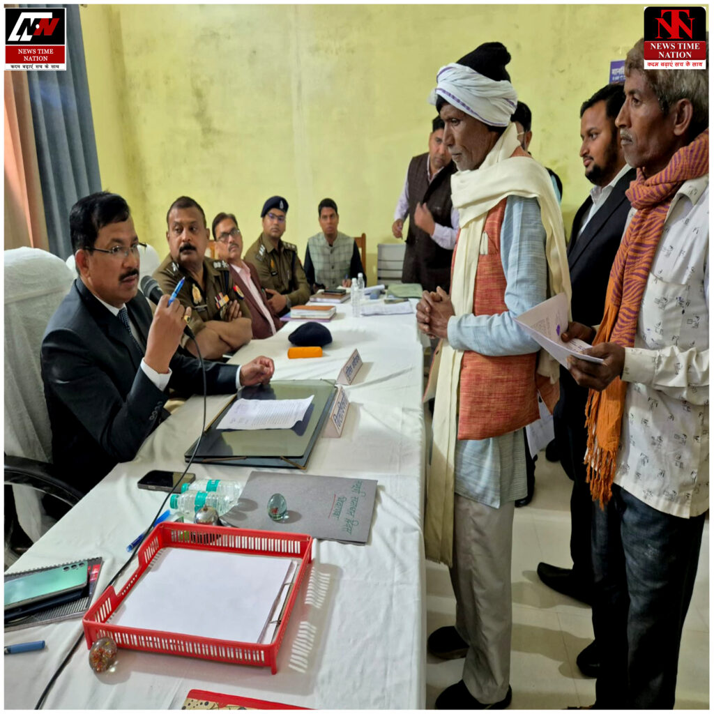 कोंच तहसील में गूँजीं जनसमस्याएं: जिलाधिकारी और एसपी ने संपूर्ण समाधान दिवस में सुनीं फरियादें ! 4 06 2