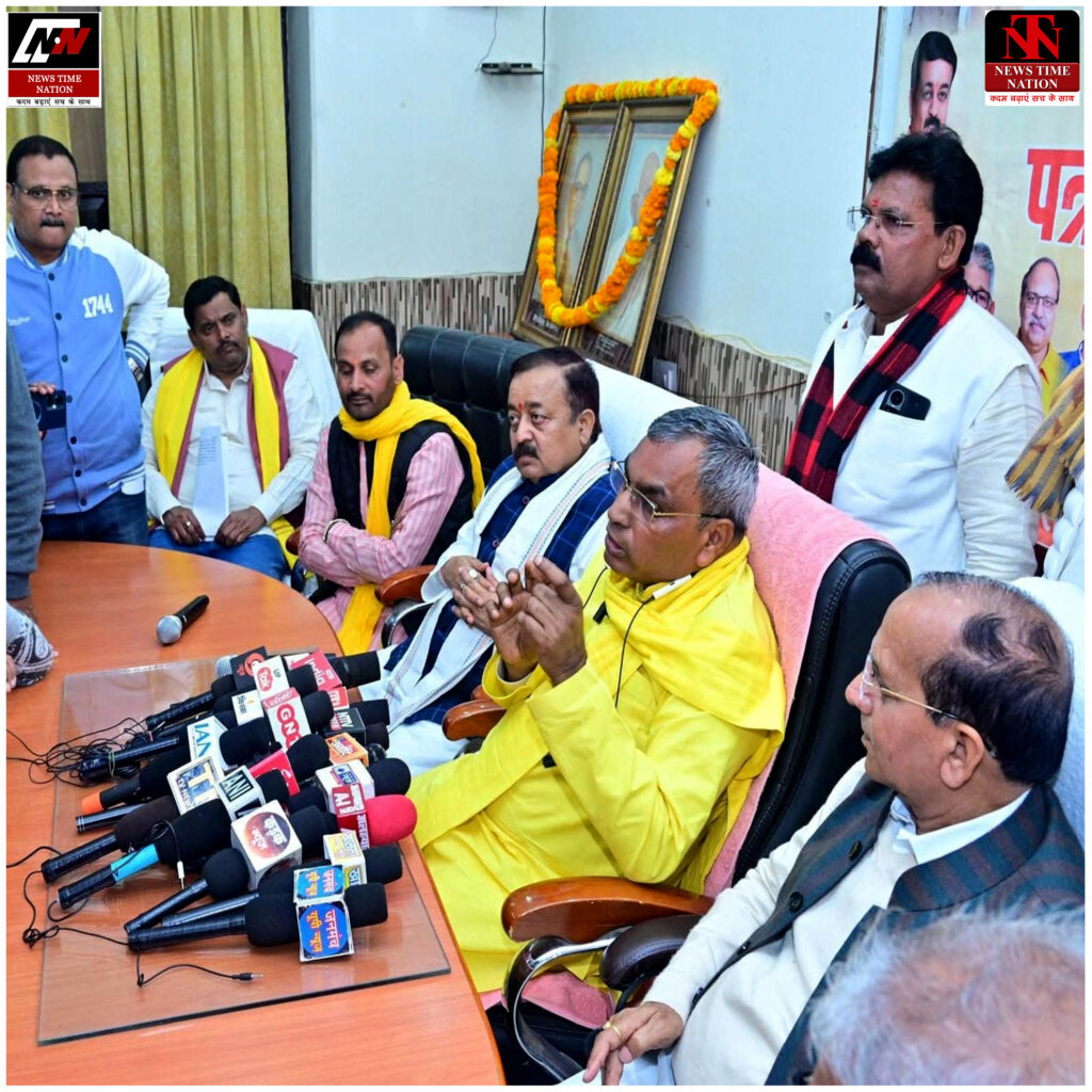 पंचायत चुनाव समय पर होंगे, 75 जिलों में पहुँच चुके मतपत्र: ओम प्रकाश राजभर ! 2 12 2