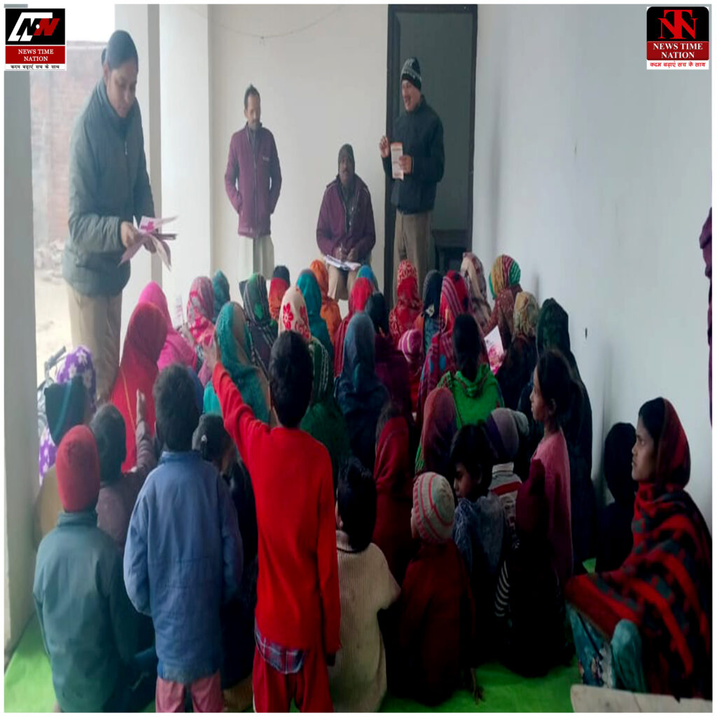 बहराइच: "मिशन शक्ति 5.0" की धूम, महिला पुलिस ने गांव-चौराहों पर सिखाए सुरक्षा के मंत्र ! 4 18 2