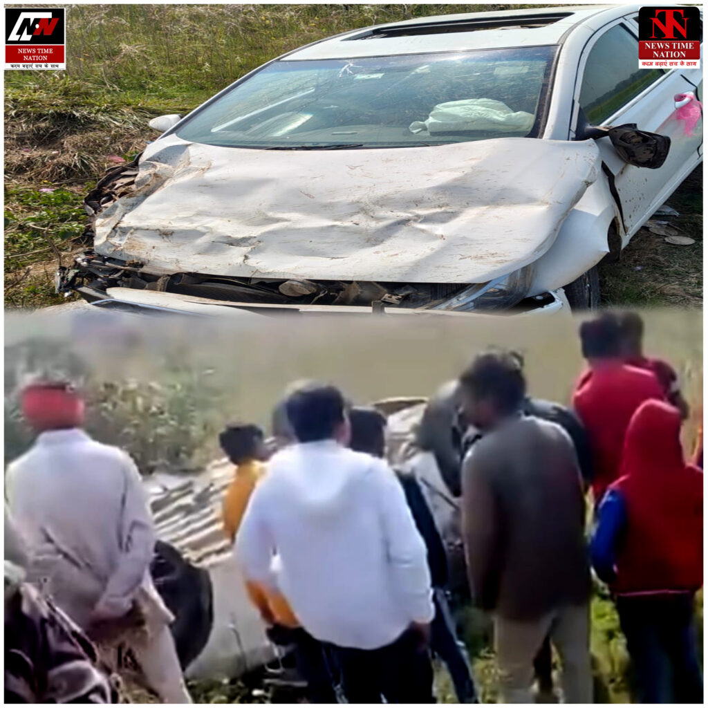 सुलतानपुर: ओवरटेक के चक्कर में खाईं में पलटी तेज रफ्तार कार, हादसे का रोंगटे खड़े कर देने वाला लाइव वीडियो आया सामने ! 1 34