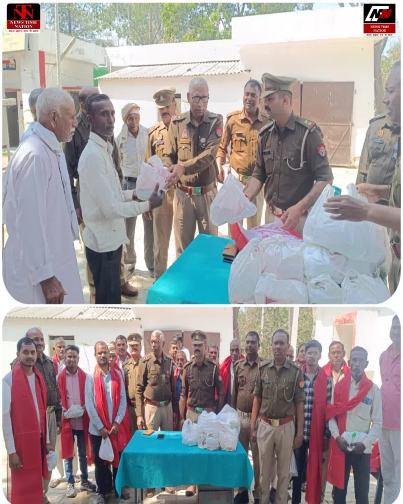 सुल्तानपुर: खाकी का मानवीय चेहरा; धम्मौर थानाध्यक्ष ने चौकीदारों को गुझिया और अंगवस्त्र भेंट कर मनाया होली का पर्व ! 1 Untitled design 13